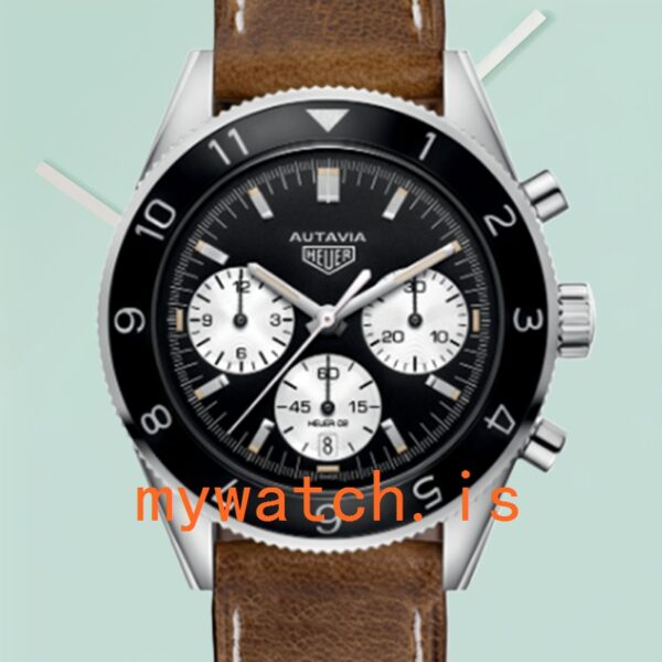 Tag Heuer Autavia Men CBE2110.FC8226 43mm Leather Strap Silver-tone: A Timeless Piece